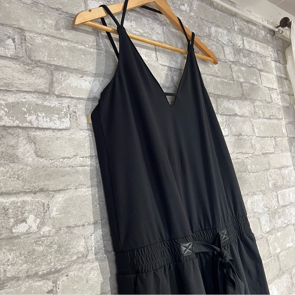 Fabletics Women's XS Parker Jumpsuit in Black. Boho Contemporary Athleisure EUC - Picture 7 of 12